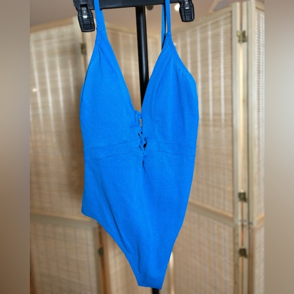 Vibrant Turquoise One-Piece Swimsuit by Jessica Simpson - Picture 1 of 3